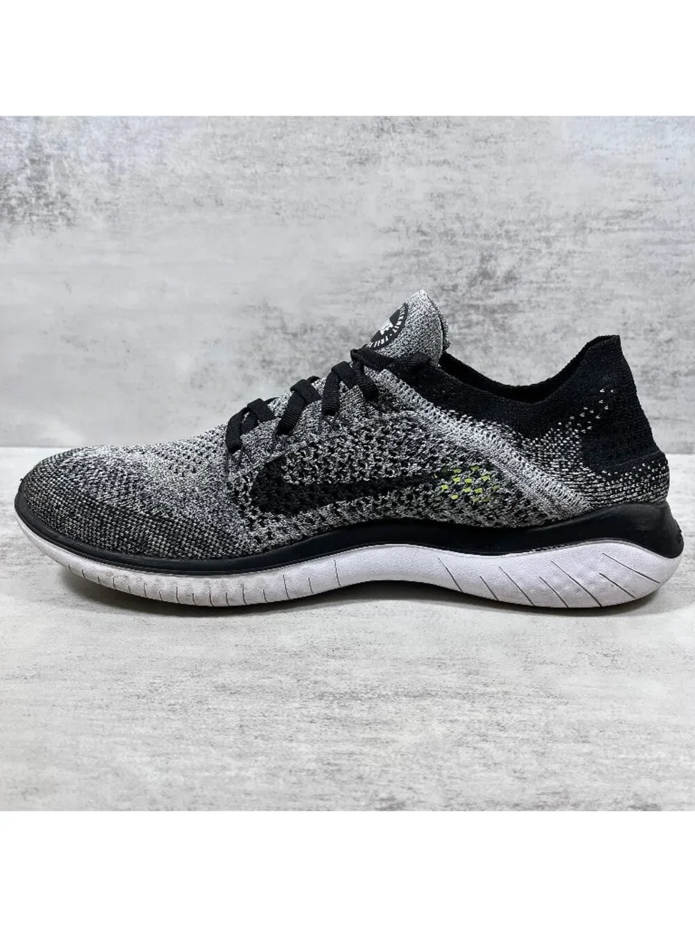Nike Free RN Flyknit 2018 Running Shoes - Men's Size 9.5 - Oreo Black White
